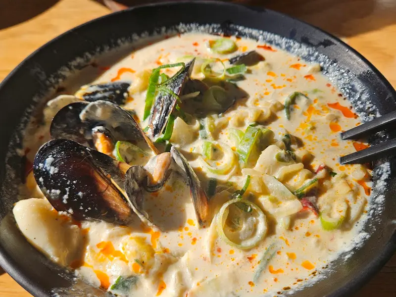 해물크림라면 근접샷