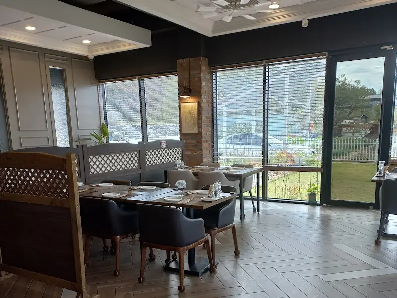 리코 내부 인테리어