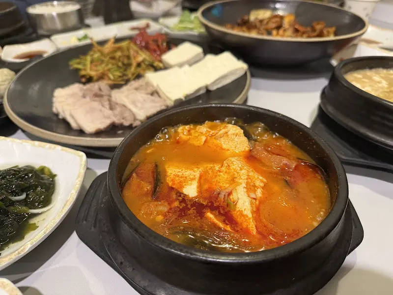 숨쉬는 순두부 한상차림