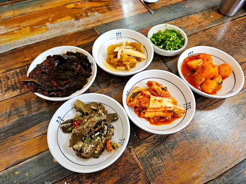 다채로운 밑반찬