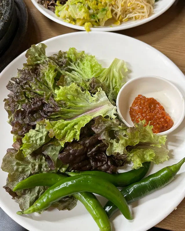 푸짐한 도토리묵