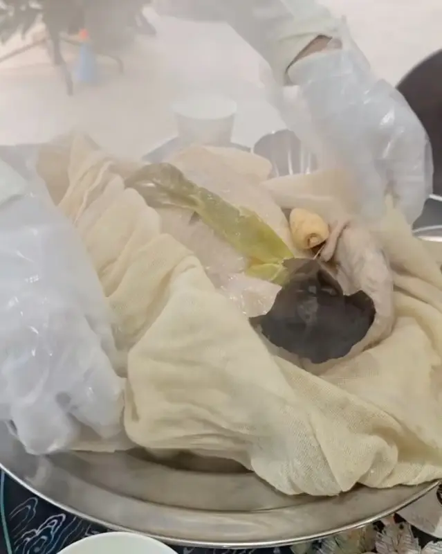 장작보자기솥닭