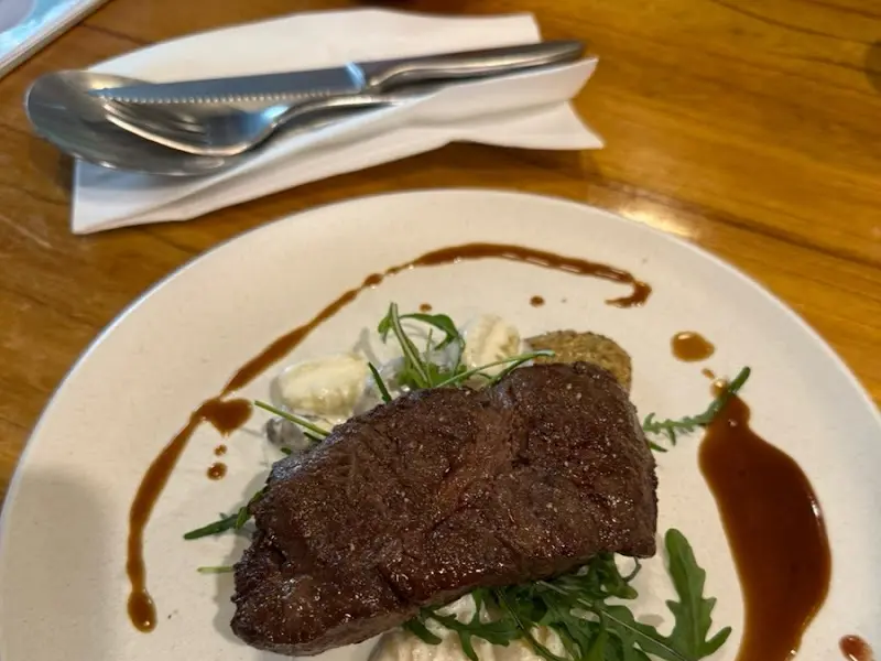 부채살 스테이크와 뇨끼