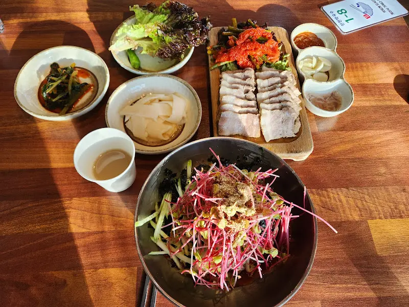 진천막국수 한상차림