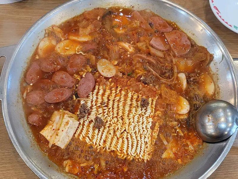 라면 사리 투하!