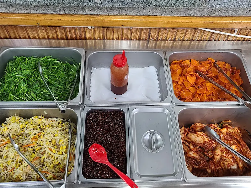 셀프 반찬 코너