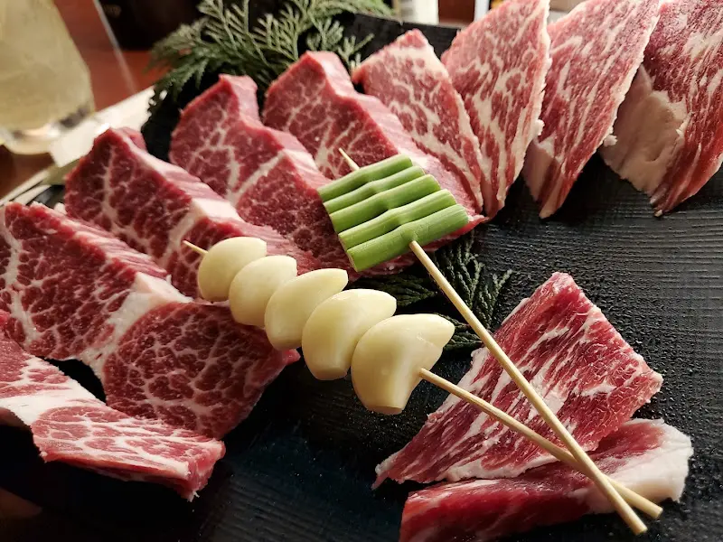 톤보 시즌2의 아름다운 마블링을 자랑하는 고기