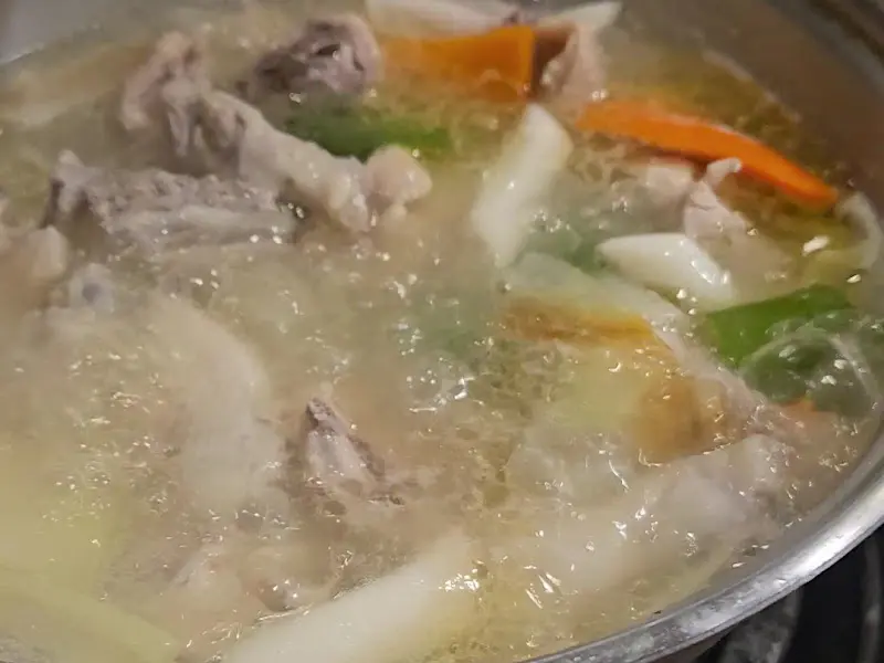 닭한마리 칼국수의 클로즈업 샷