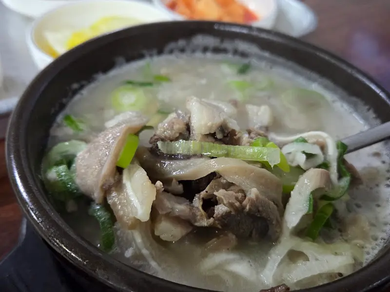 용궁단골식당 국밥