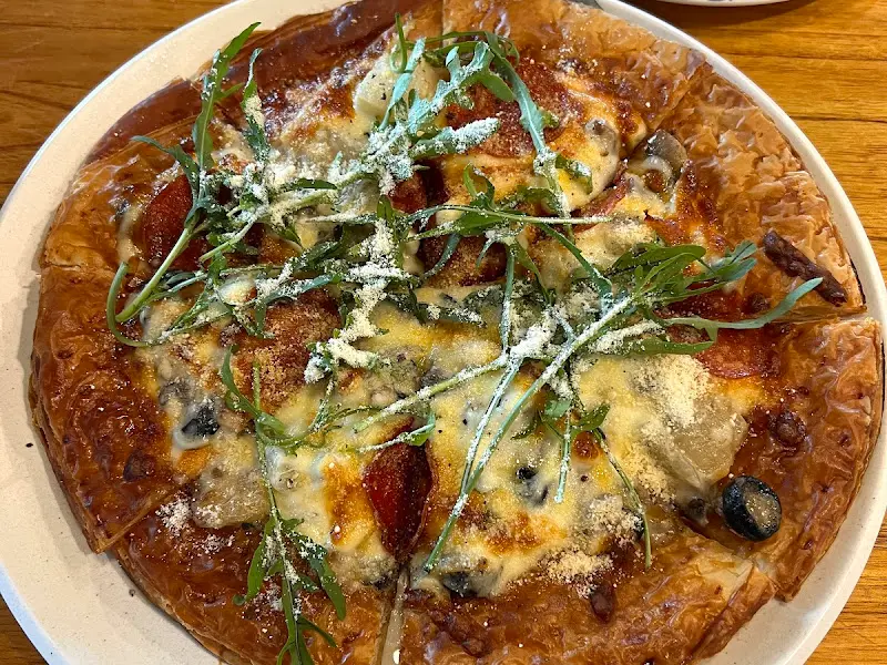 밀푀유 페페로니 머쉬룸 피자