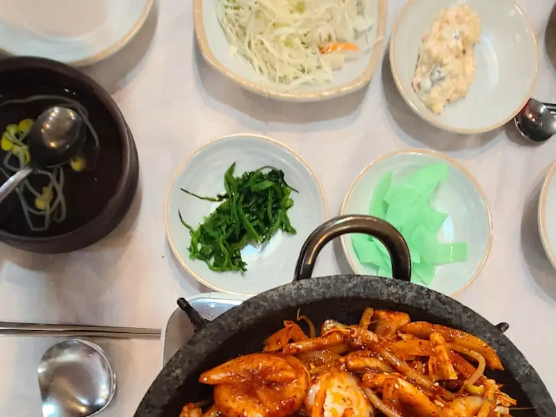 동서네낙지 밑반찬