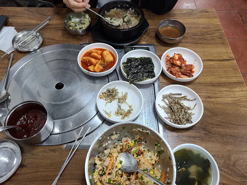 영천생고기의 비빔밥