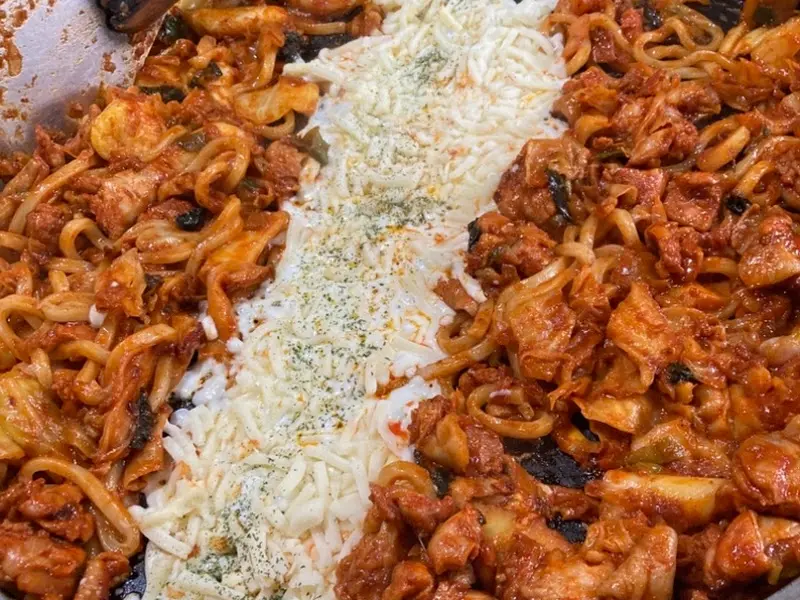 다 익은 닭갈비