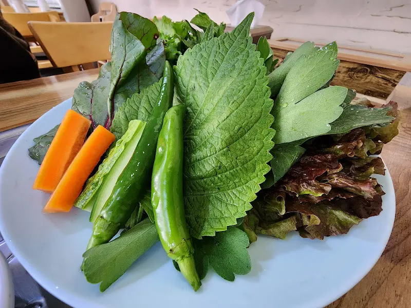 신선한 쌈 채소