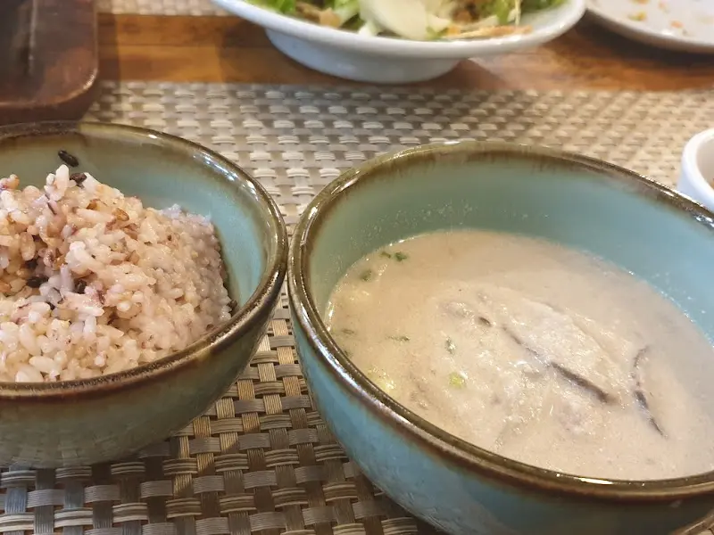 발아현미밥과 토란국