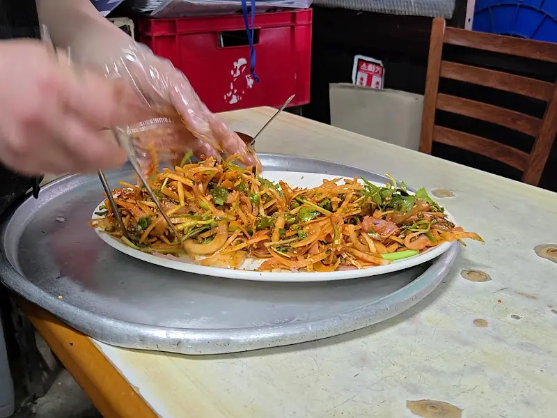 사장님이 직접 비벼주는 막회