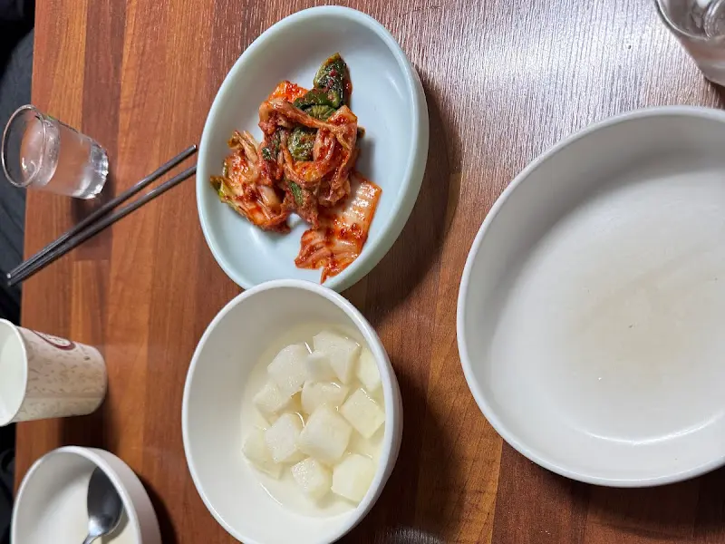 유서이쌀국수 내부