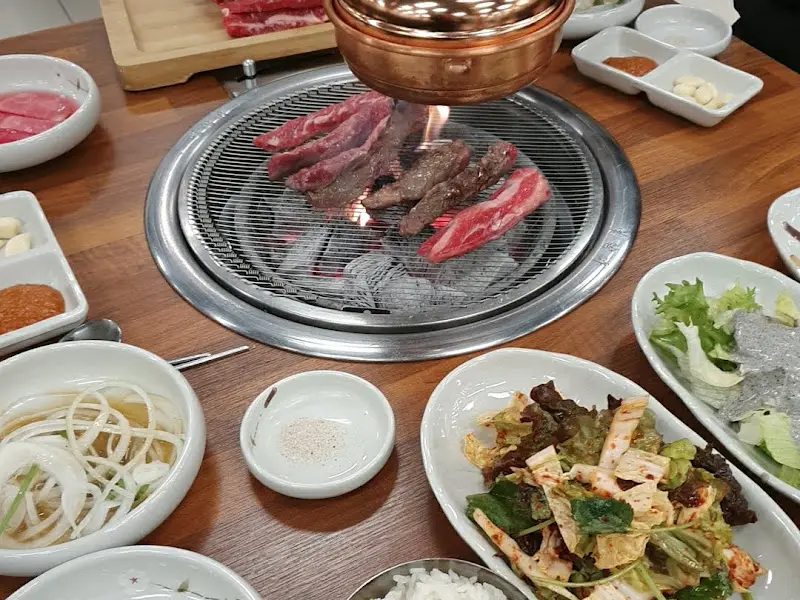 불판 위 소갈비살