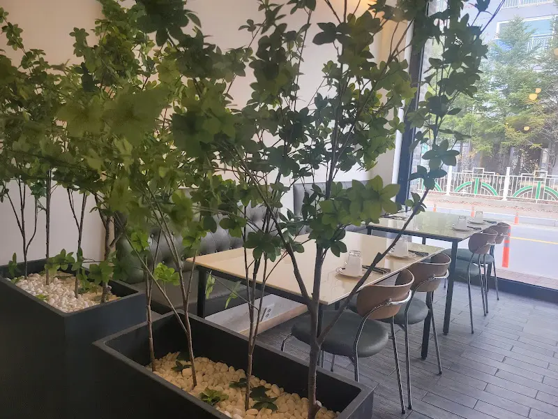 비갬 내부 인테리어