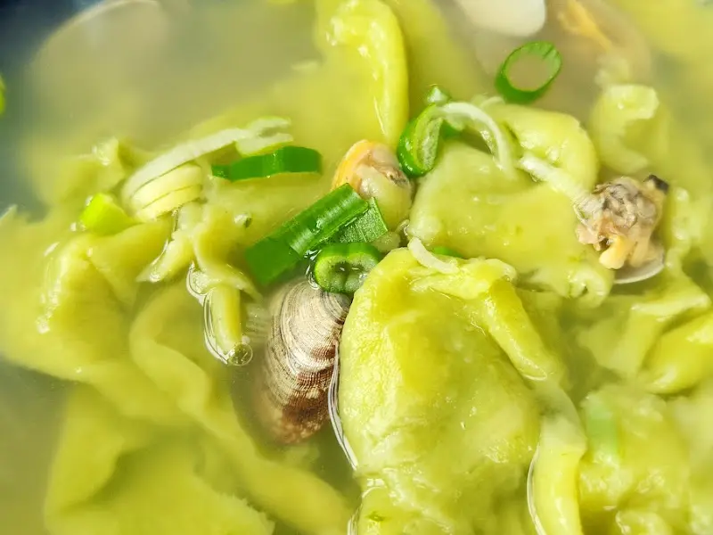 상사이야기의 수제비 디테일 샷