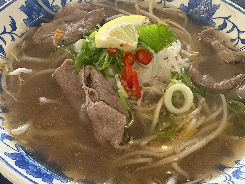 토마토 쌀국수의 클로즈업 샷