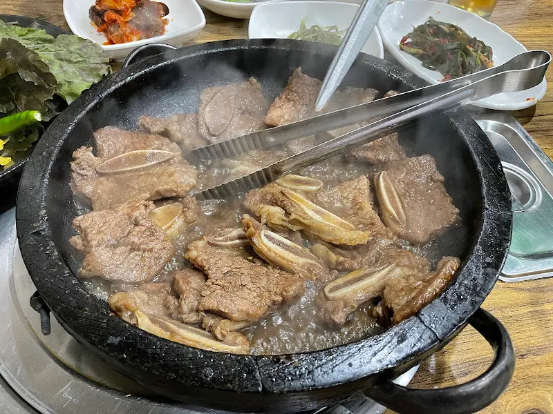 LA갈비와 밑반찬