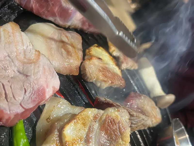 맛있게 구워지는 흑돼지