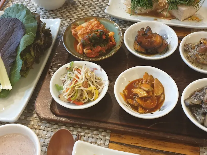 발아오색낭만세트 한상차림