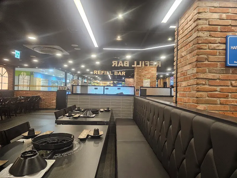 넓고 쾌적한 내부