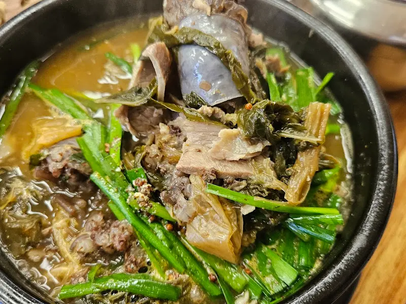 깔끔한 식당 내부