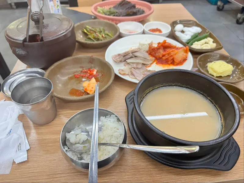 푸짐한 한 상 차림