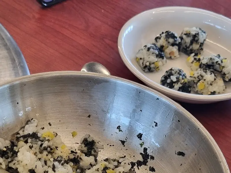 춘천운봉 맛있는닭갈비 주먹밥