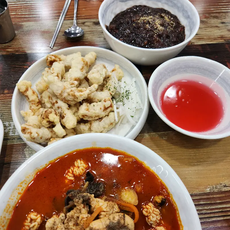 탕수육, 짜장, 짬뽕