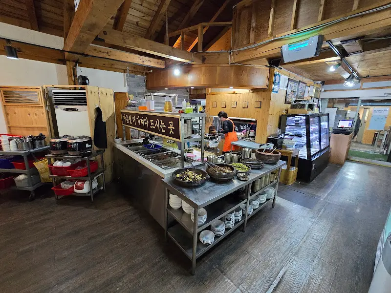 강민주의 들밥 실내 셀프바