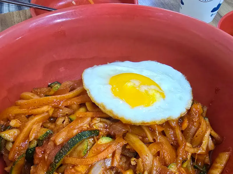 중화비빔밥과 짬뽕