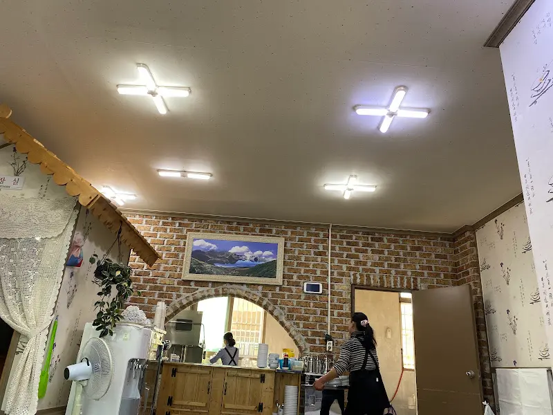 대우식당 내부 인테리어