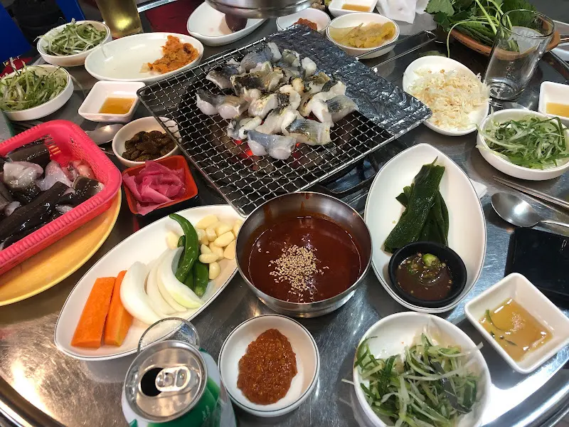 싱싱한 꼼장어 한 상