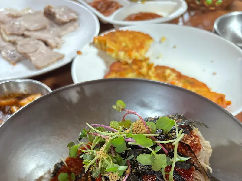 광암막국수의 한상차림