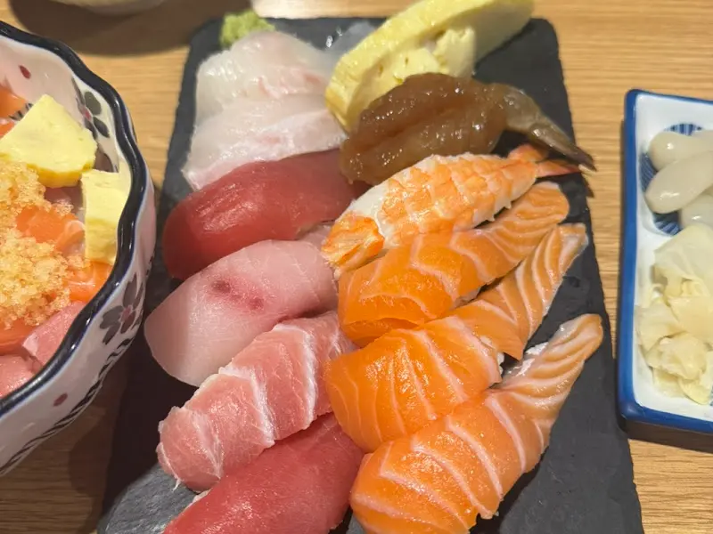 고우마구로 모듬초밥