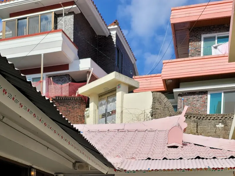 카페 주변 풍경