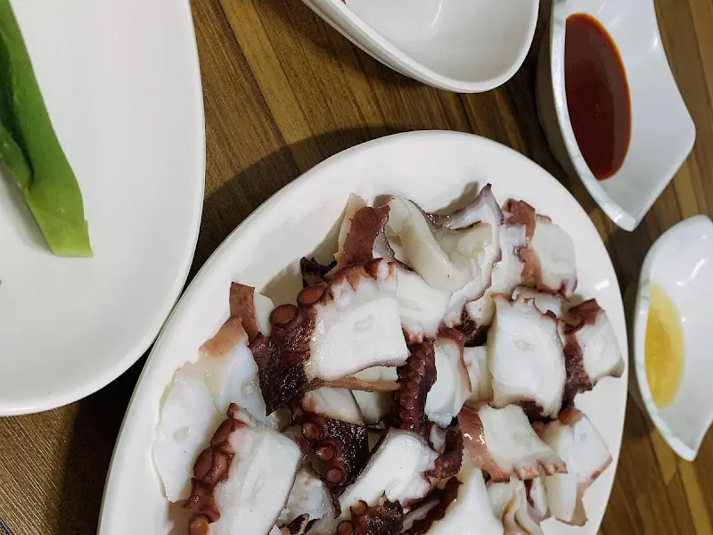 문어 숙회 근접 사진