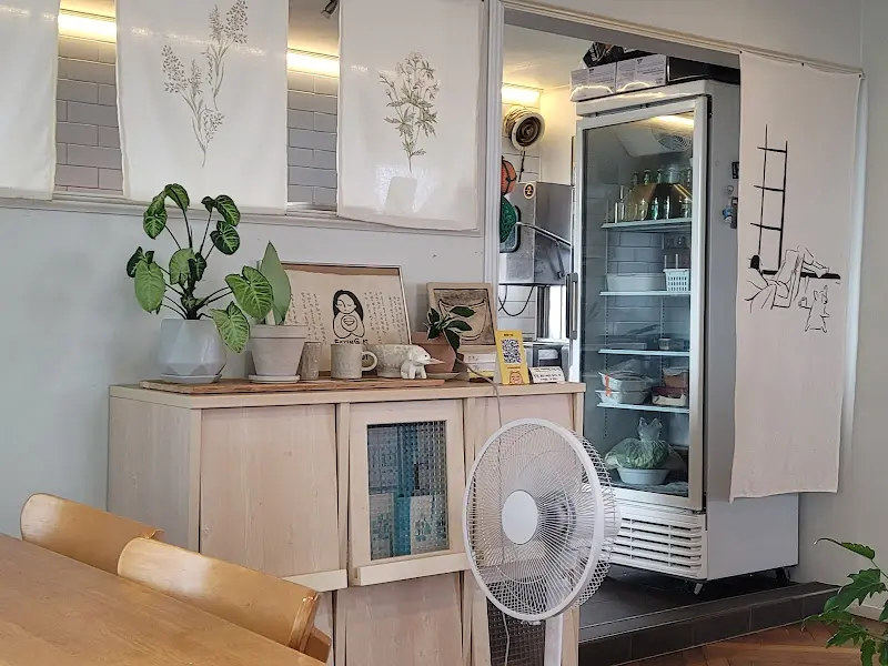 식당 내부 인테리어