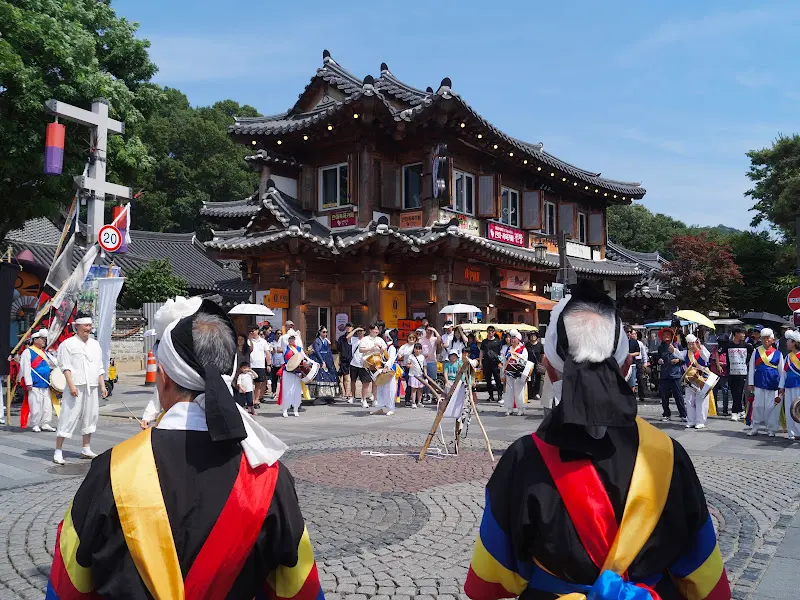 전주 한옥마을 공연