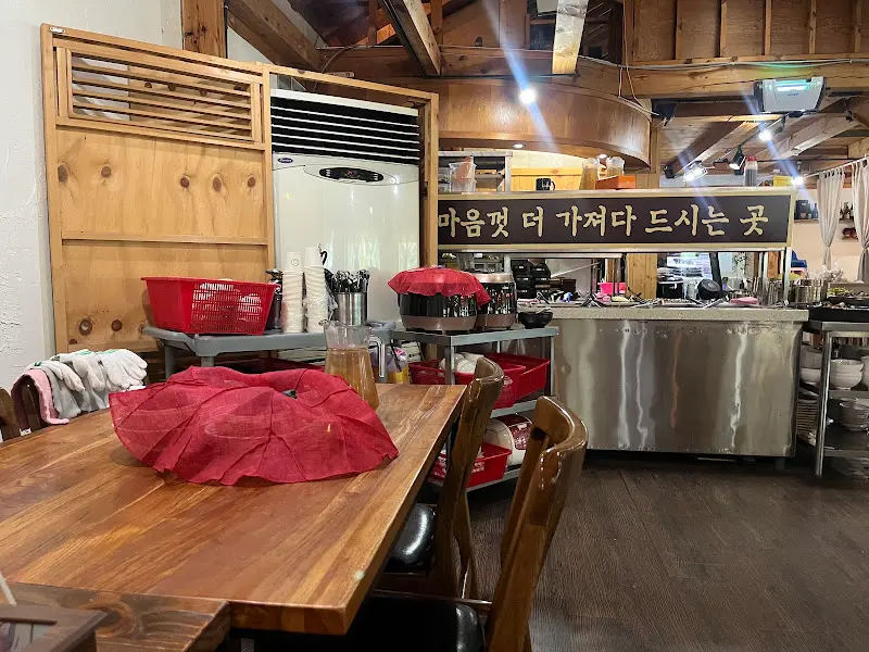 강민주의 들밥 내부 모습