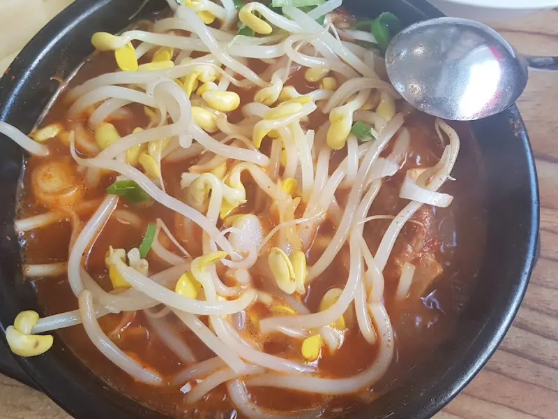 국밥 속 건더기