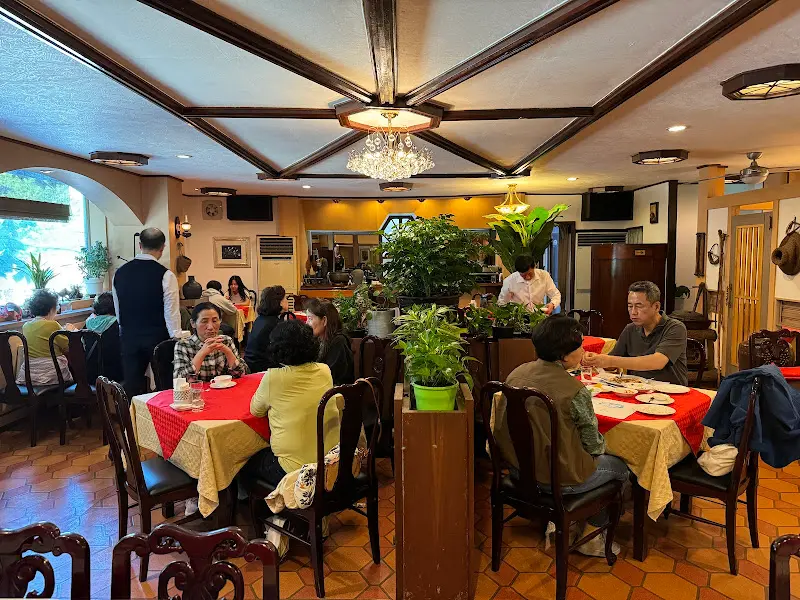 함지 레스토랑 내부