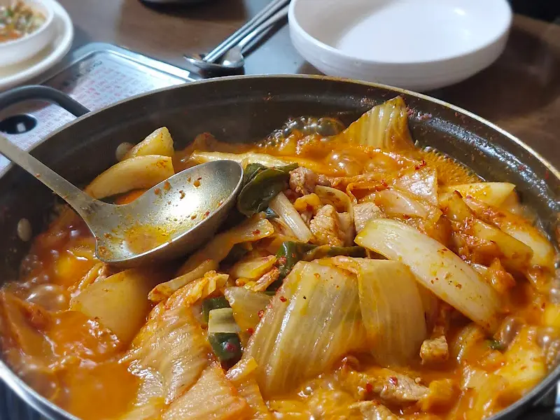 두루치기 한 상 차림