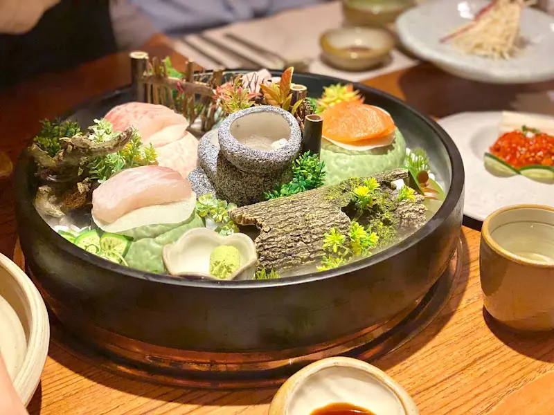 화려한 플레이팅의 회