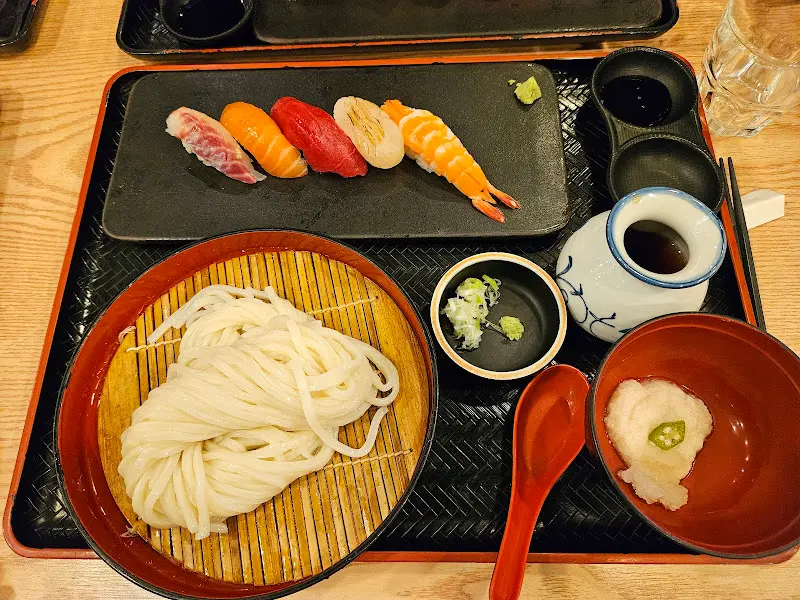 탱글탱글한 면발