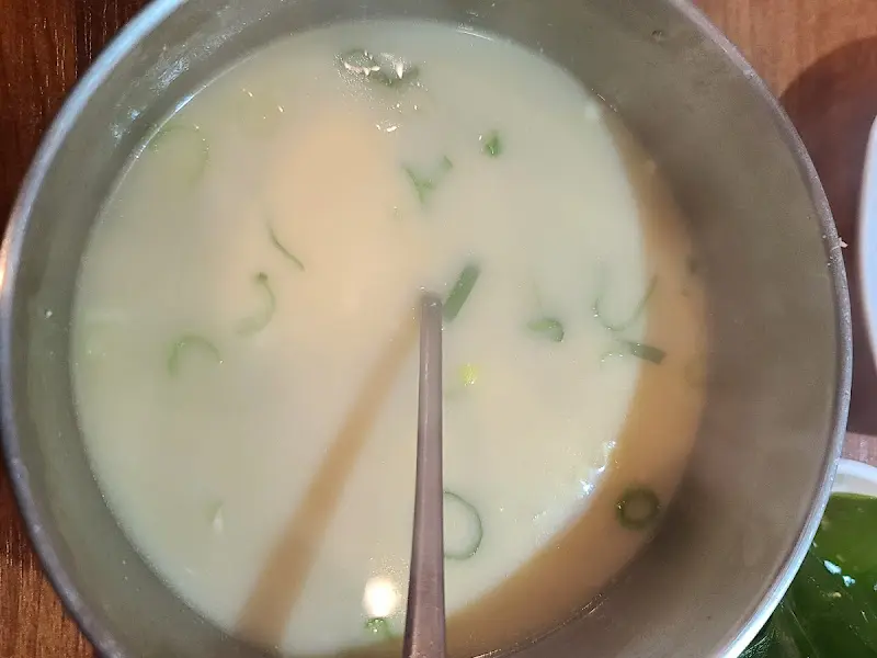 숟가락으로 뜬 황태들깨곰탕